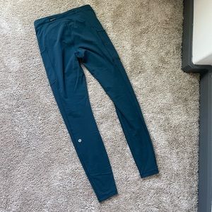 Lululemon leggings size 4!